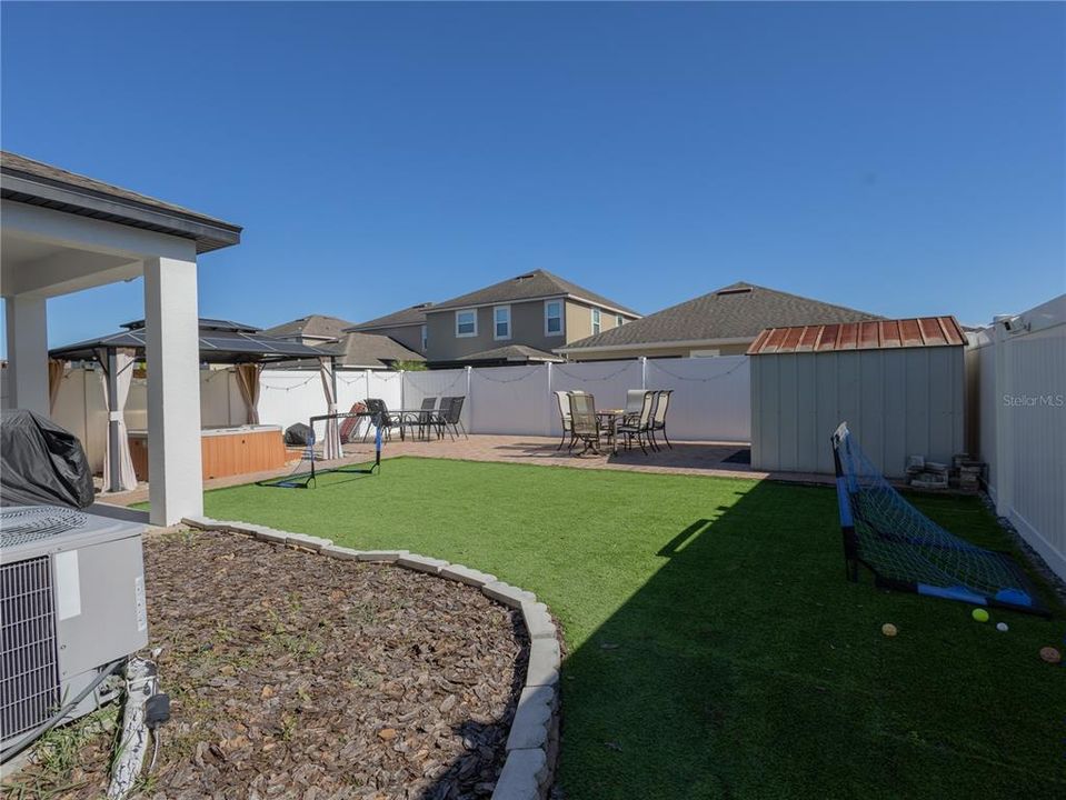 На продажу: $609,000 (4 спален, 2 ванн, 2391 Квадратных фут)