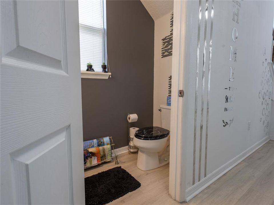 На продажу: $609,000 (4 спален, 2 ванн, 2391 Квадратных фут)