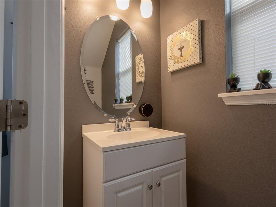 На продажу: $609,000 (4 спален, 2 ванн, 2391 Квадратных фут)