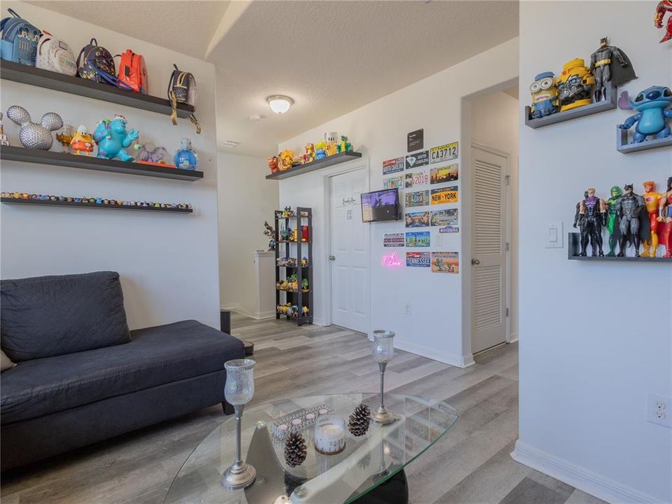 На продажу: $609,000 (4 спален, 2 ванн, 2391 Квадратных фут)