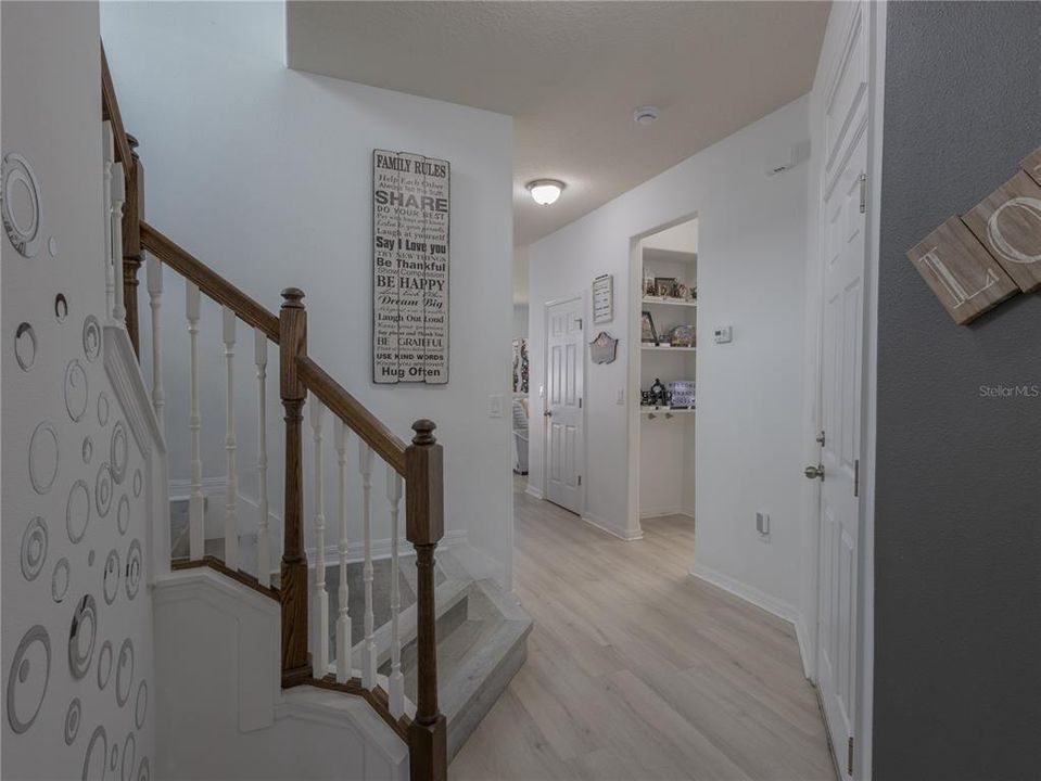 На продажу: $609,000 (4 спален, 2 ванн, 2391 Квадратных фут)