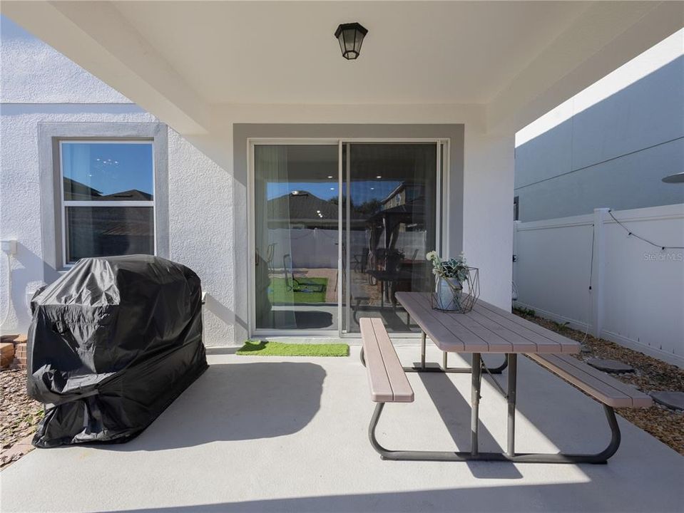 На продажу: $609,000 (4 спален, 2 ванн, 2391 Квадратных фут)