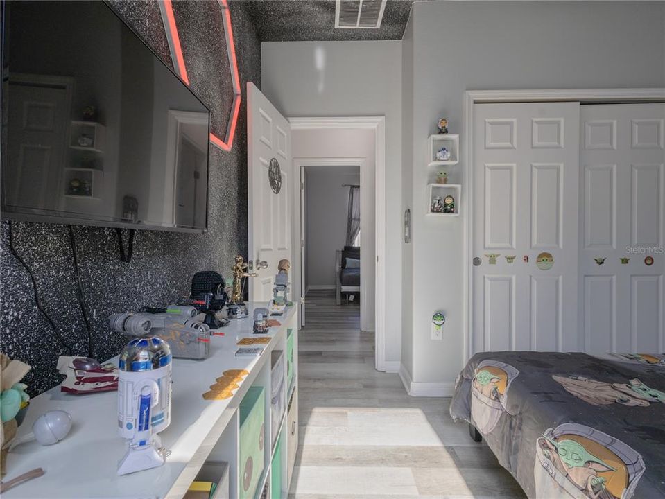 На продажу: $609,000 (4 спален, 2 ванн, 2391 Квадратных фут)