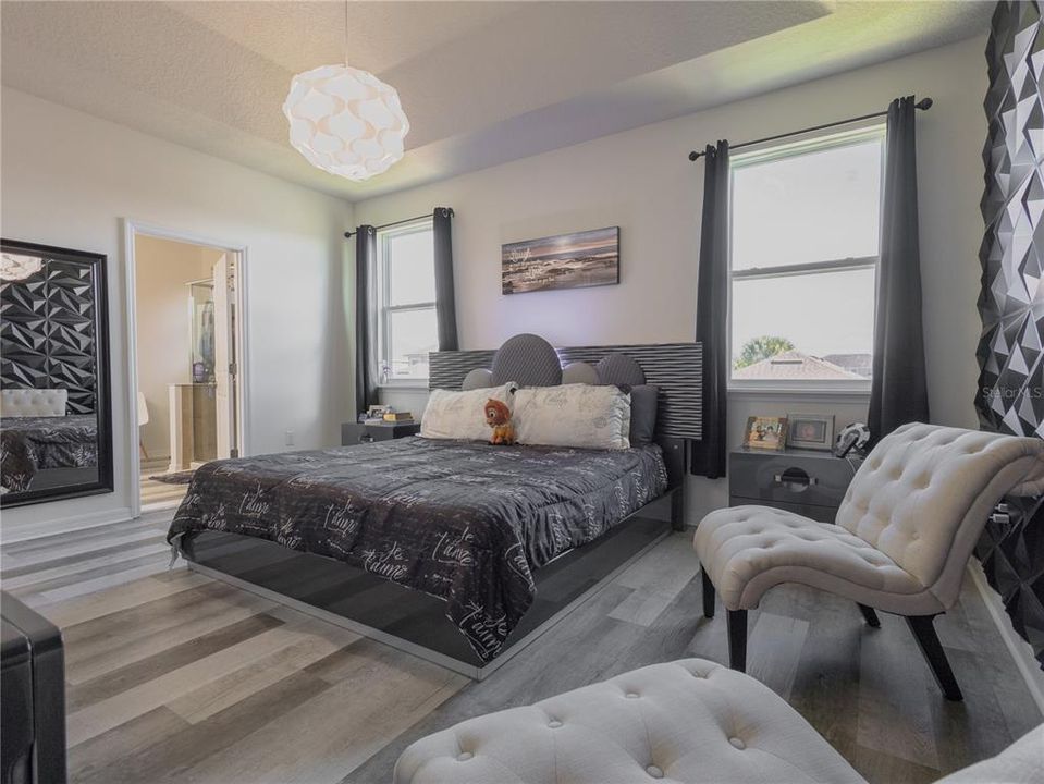 На продажу: $609,000 (4 спален, 2 ванн, 2391 Квадратных фут)