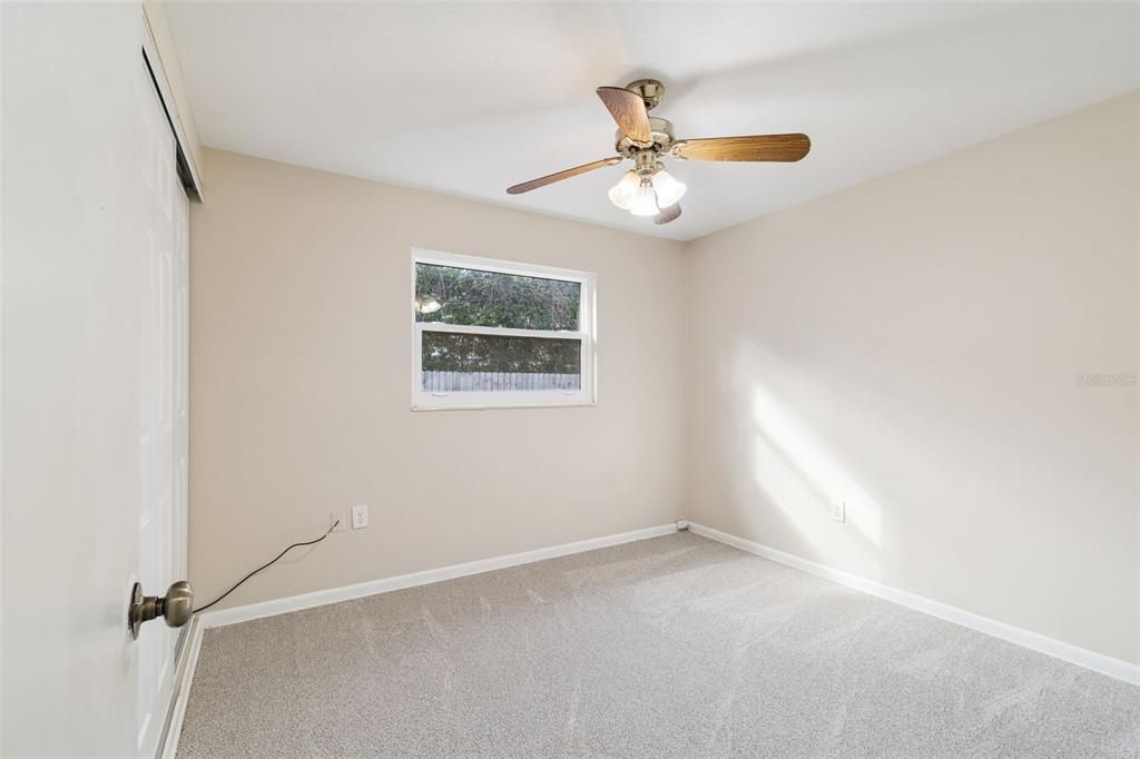 待售: $250,000 (3 贝兹, 2 浴室, 1288 平方英尺)