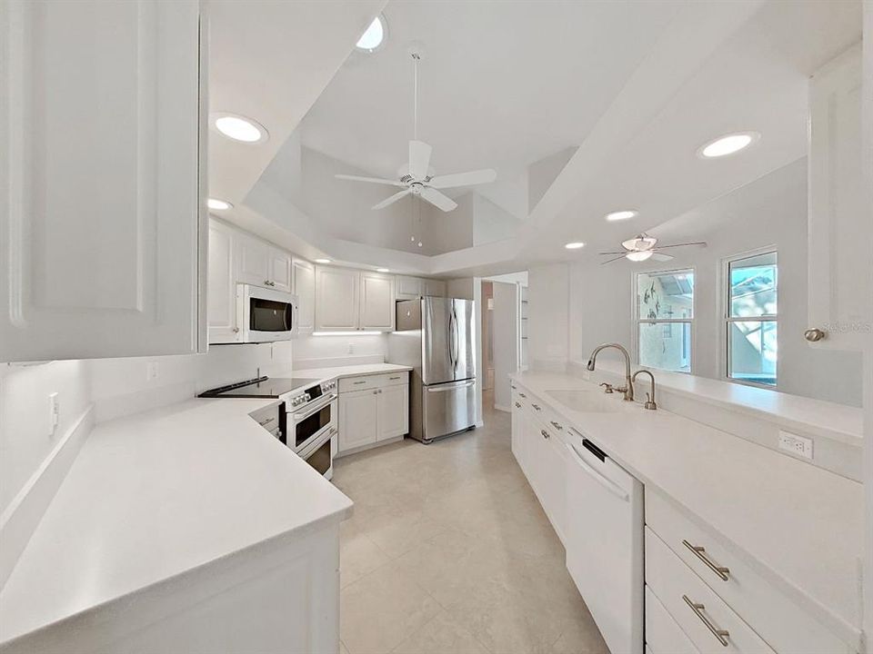 待售: $810,000 (3 贝兹, 3 浴室, 2398 平方英尺)