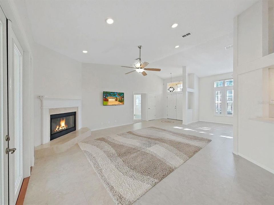 待售: $810,000 (3 贝兹, 3 浴室, 2398 平方英尺)