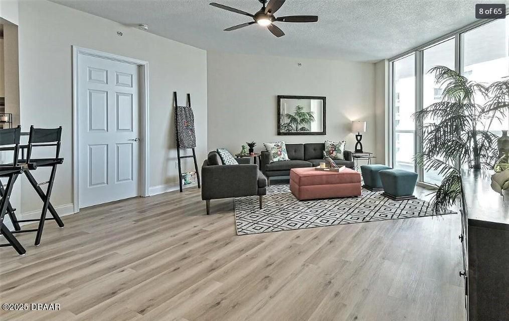 На продажу: $340,000 (2 спален, 2 ванн, 1660 Квадратных фут)