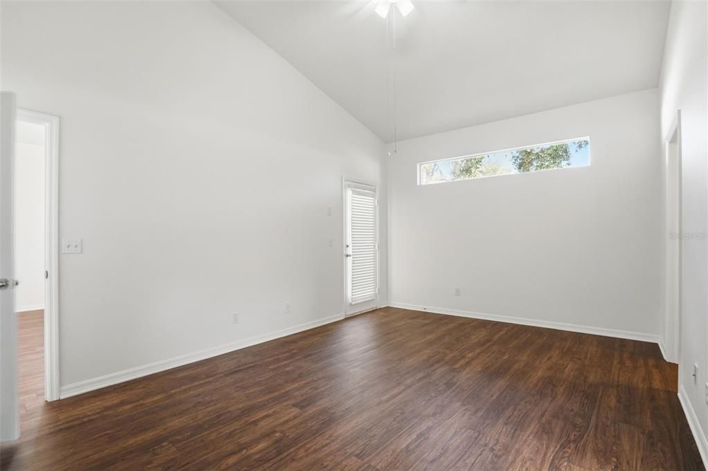 For Sale: $304,900 (3 beds, 2 baths, 1696 Square Feet)