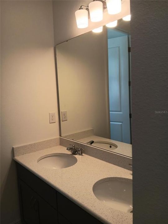 待售: $760,000 (5 贝兹, 4 浴室, 3504 平方英尺)