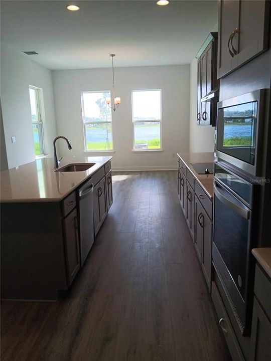 待售: $760,000 (5 贝兹, 4 浴室, 3504 平方英尺)