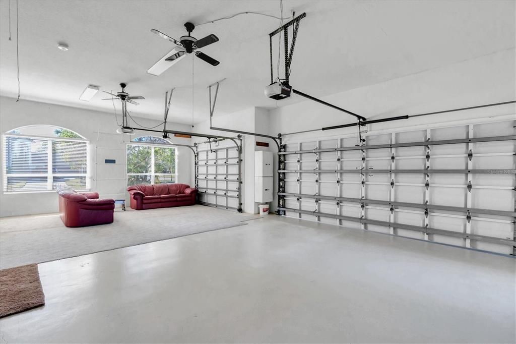 待售: $720,000 (3 贝兹, 3 浴室, 2628 平方英尺)