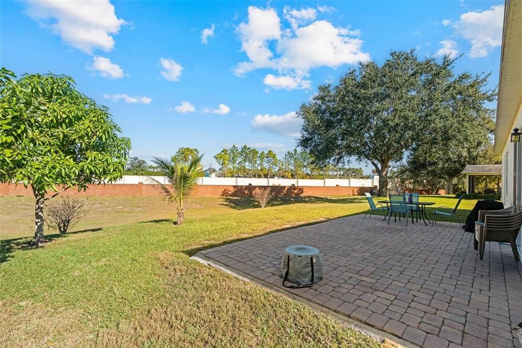 En Venta: $480,000 (4 camas, 2 baños, 2065 Pies cuadrados)