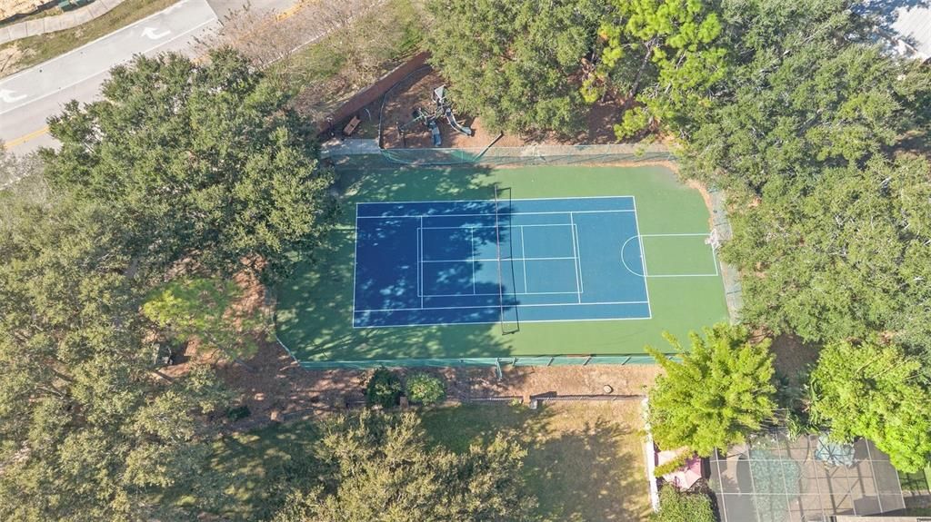 En Venta: $480,000 (4 camas, 2 baños, 2065 Pies cuadrados)