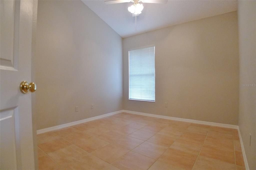 For Rent: $2,350 (3 beds, 2 baths, 1825 Square Feet)