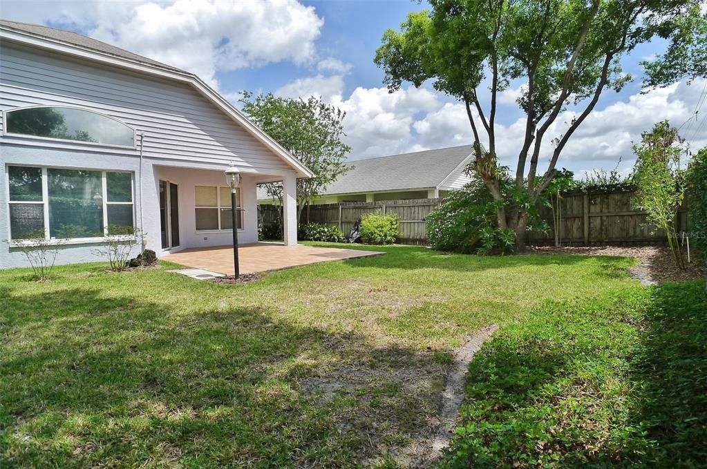 For Rent: $2,350 (3 beds, 2 baths, 1825 Square Feet)