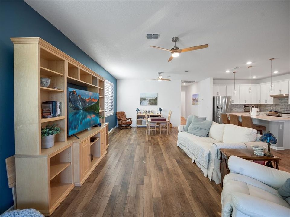 待售: $408,888 (3 贝兹, 2 浴室, 2186 平方英尺)