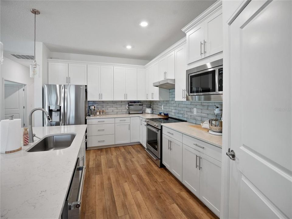 待售: $408,888 (3 贝兹, 2 浴室, 2186 平方英尺)