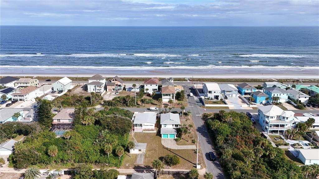 На продажу: $525,000 (2 спален, 2 ванн, 1252 Квадратных фут)