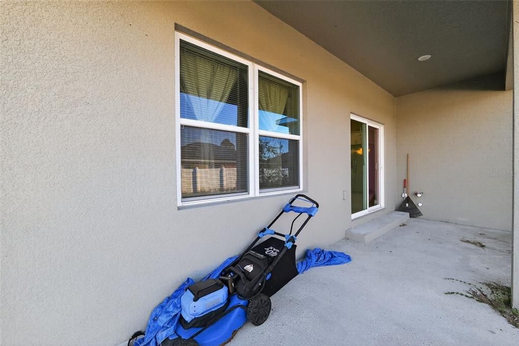 For Rent: $1,800 (3 beds, 2 baths, 1632 Square Feet)