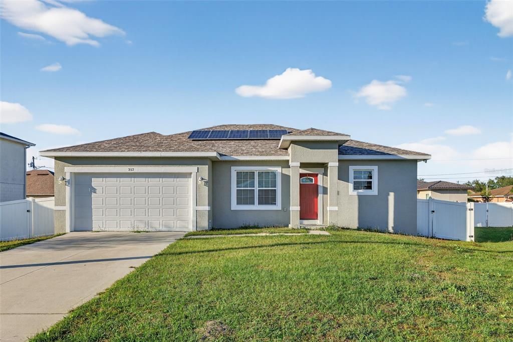 For Rent: $1,800 (3 beds, 2 baths, 1632 Square Feet)