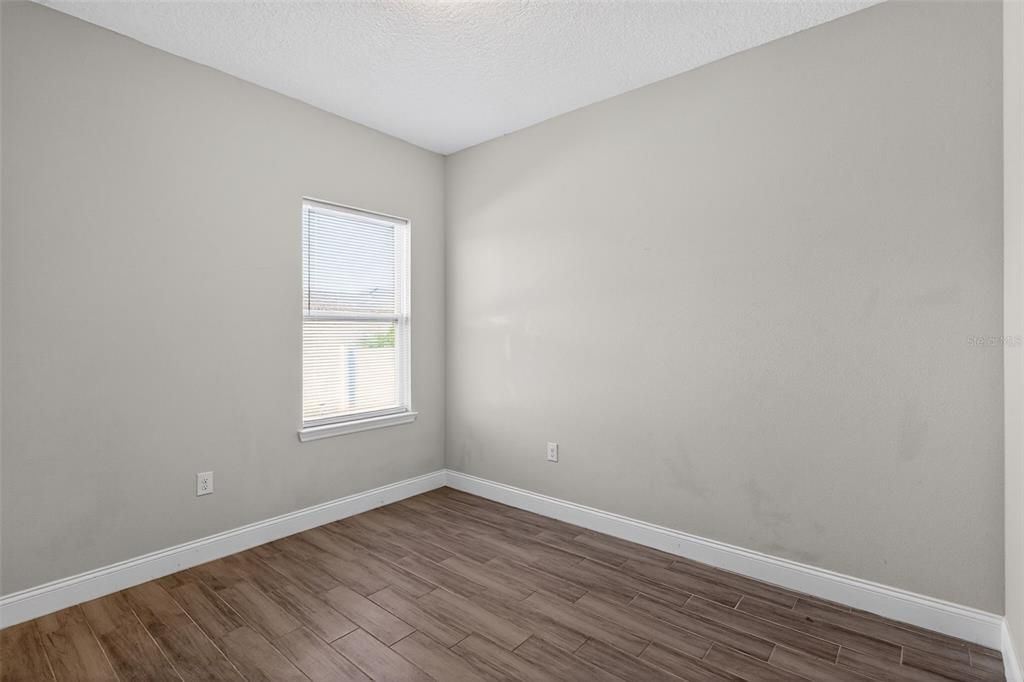 For Rent: $1,800 (3 beds, 2 baths, 1632 Square Feet)