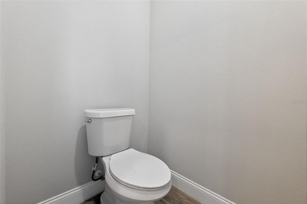 For Rent: $1,800 (3 beds, 2 baths, 1632 Square Feet)