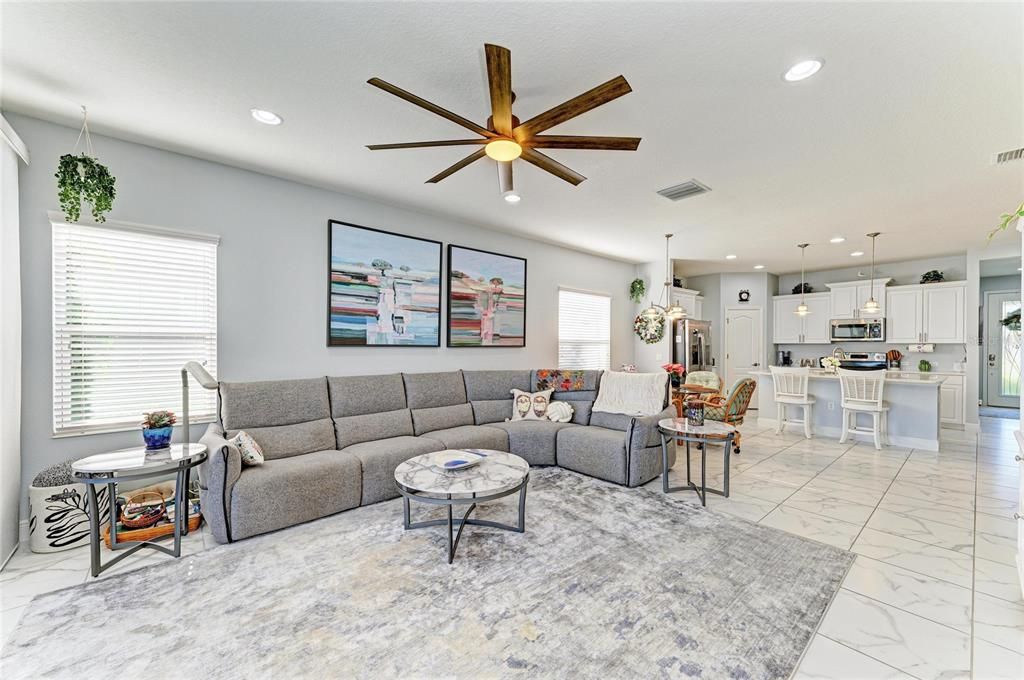 На продажу: $570,000 (3 спален, 2 ванн, 1790 Квадратных фут)