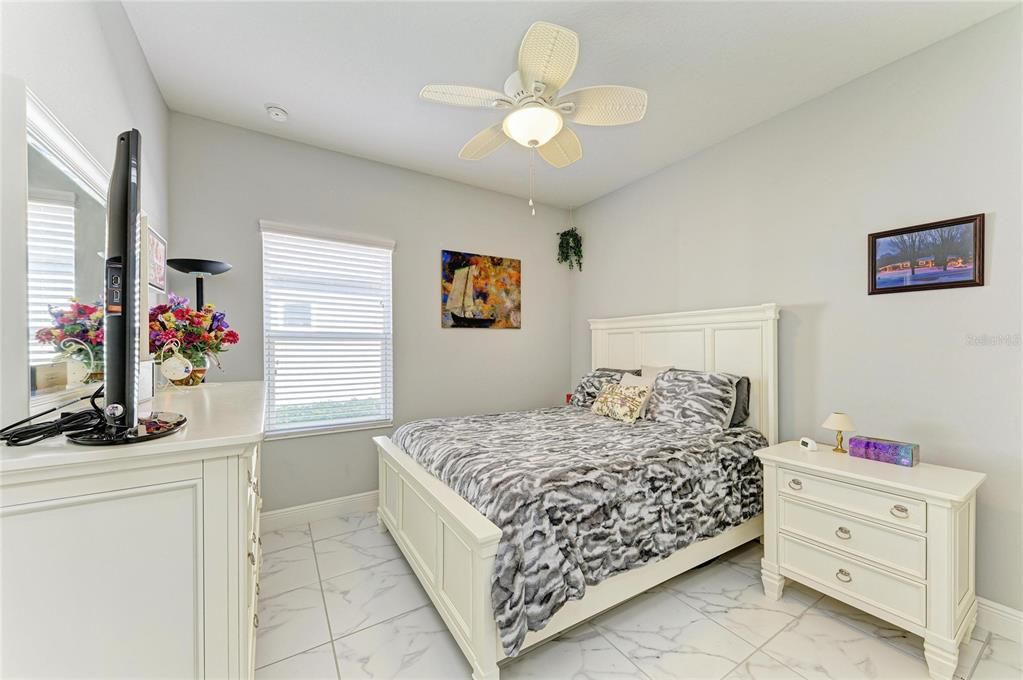 На продажу: $570,000 (3 спален, 2 ванн, 1790 Квадратных фут)