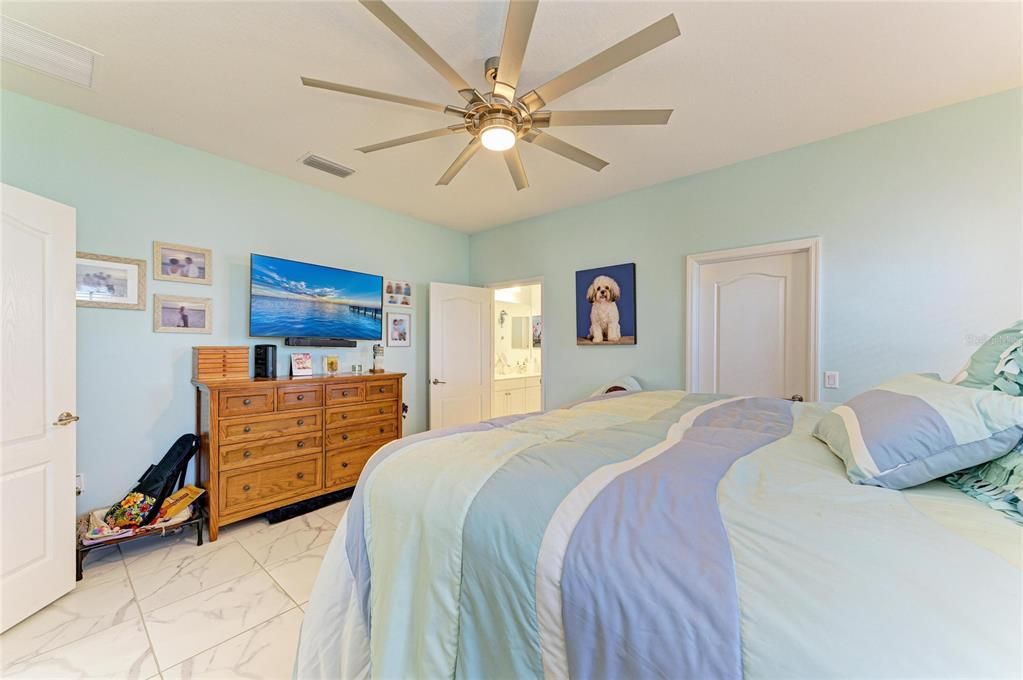 На продажу: $570,000 (3 спален, 2 ванн, 1790 Квадратных фут)