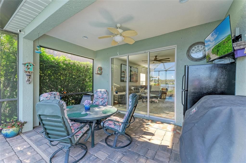 На продажу: $570,000 (3 спален, 2 ванн, 1790 Квадратных фут)