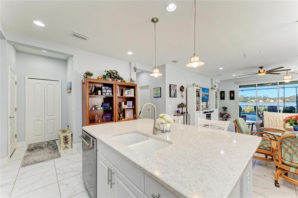 На продажу: $570,000 (3 спален, 2 ванн, 1790 Квадратных фут)