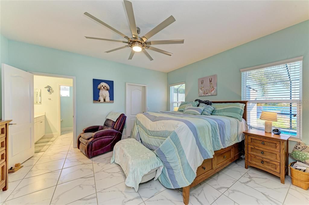 На продажу: $570,000 (3 спален, 2 ванн, 1790 Квадратных фут)