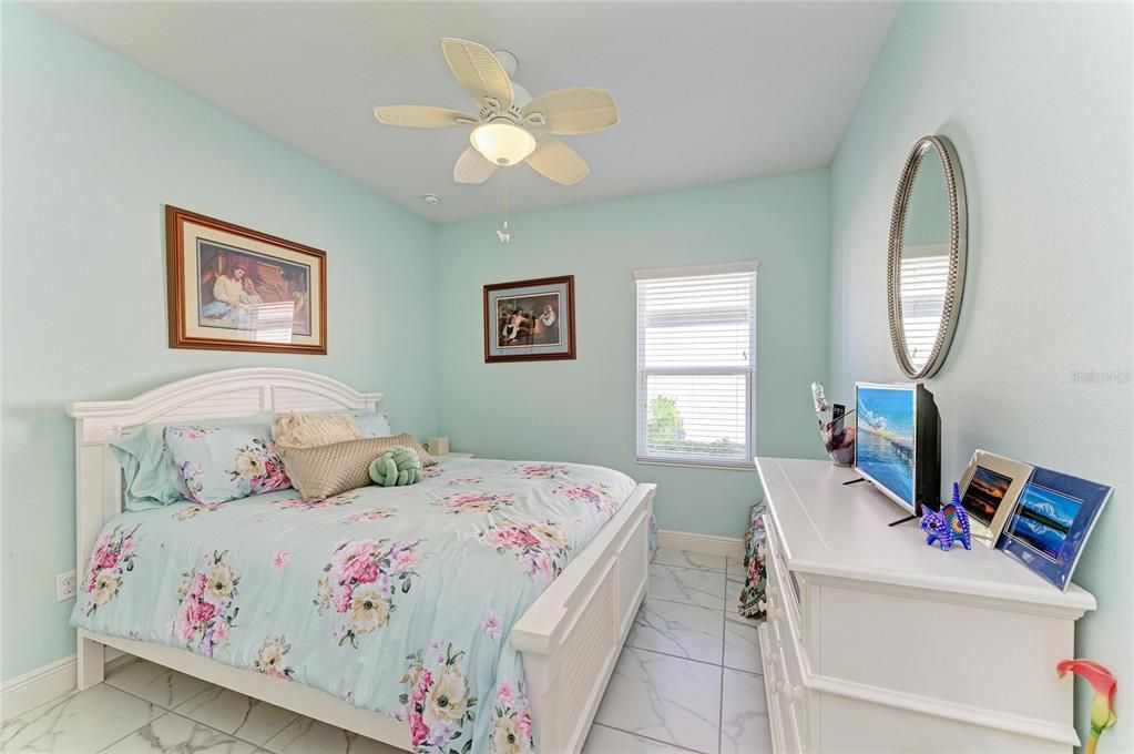 На продажу: $570,000 (3 спален, 2 ванн, 1790 Квадратных фут)