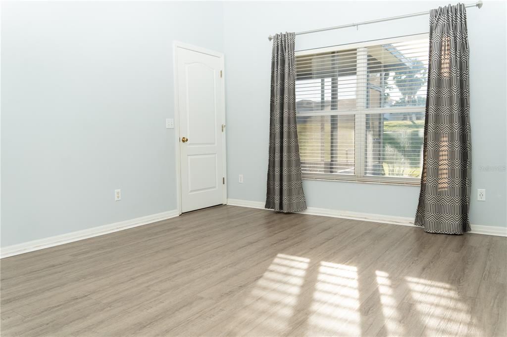 For Rent: $3,200 (4 beds, 2 baths, 2197 Square Feet)