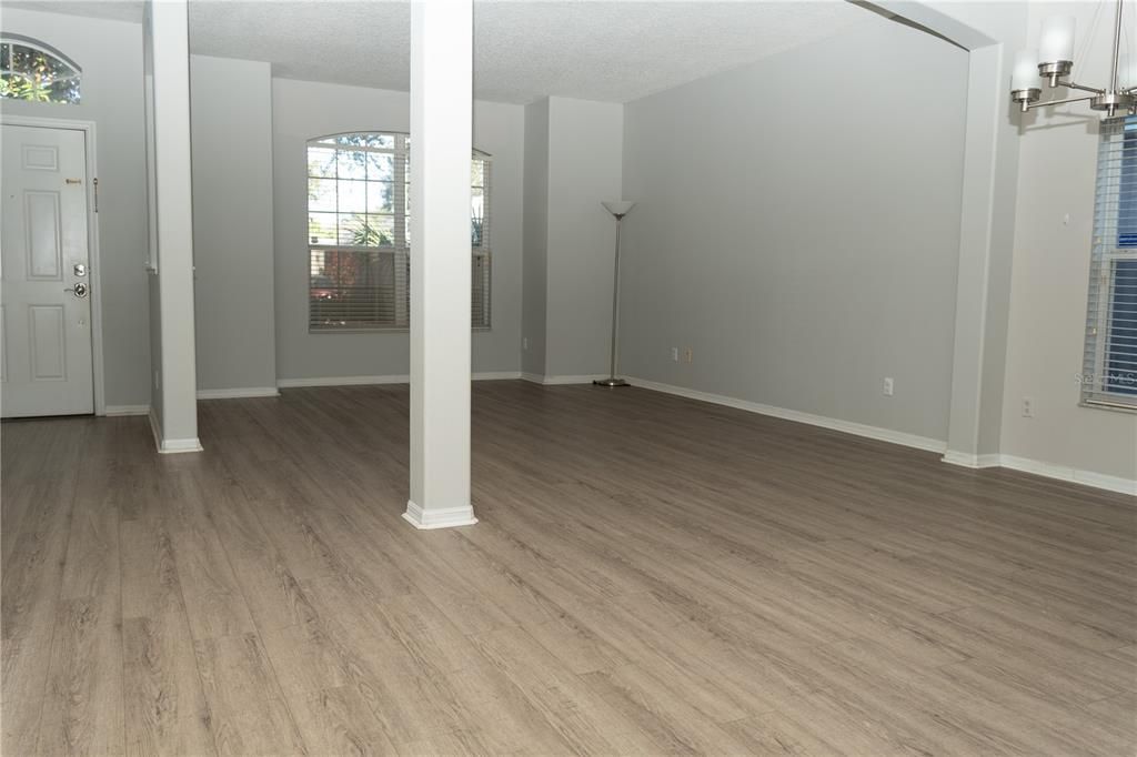 For Rent: $3,200 (4 beds, 2 baths, 2197 Square Feet)