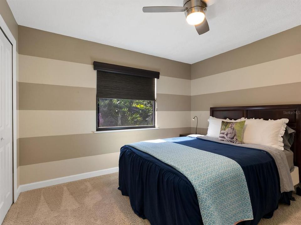 For Sale: $599,998 (3 beds, 2 baths, 2100 Square Feet)