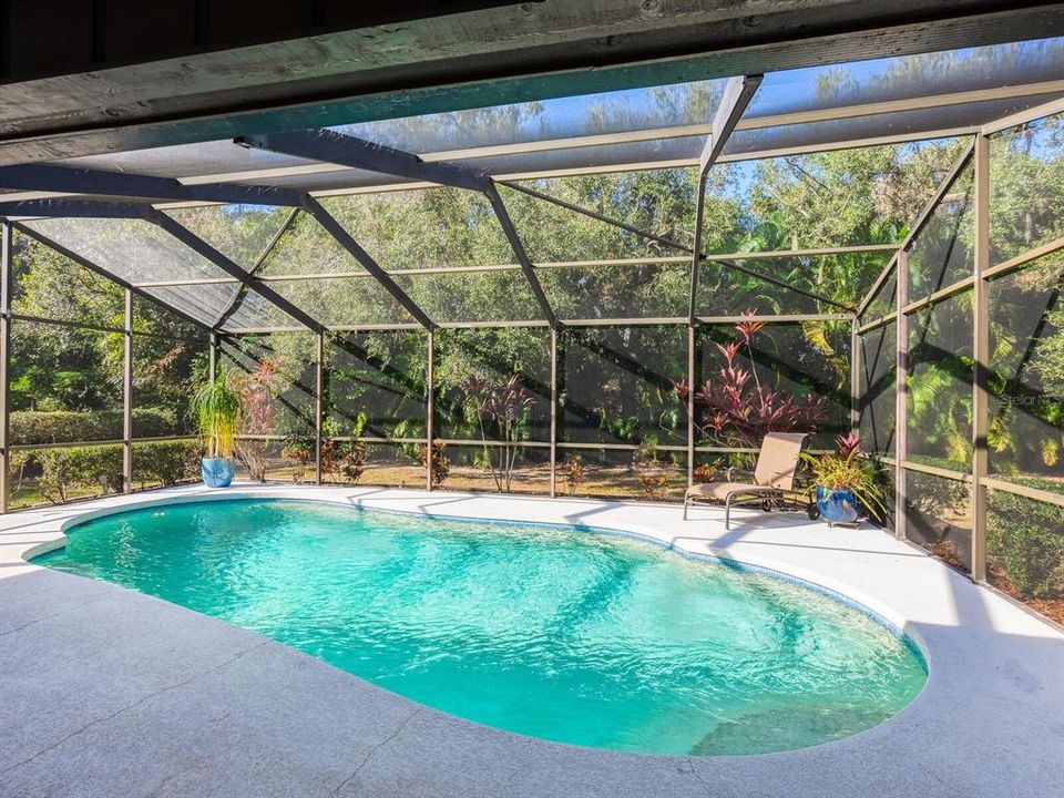 For Sale: $599,998 (3 beds, 2 baths, 2100 Square Feet)