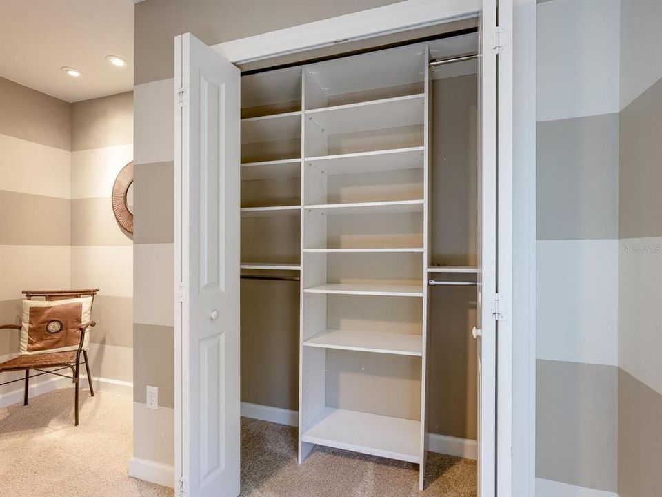 For Sale: $599,998 (3 beds, 2 baths, 2100 Square Feet)