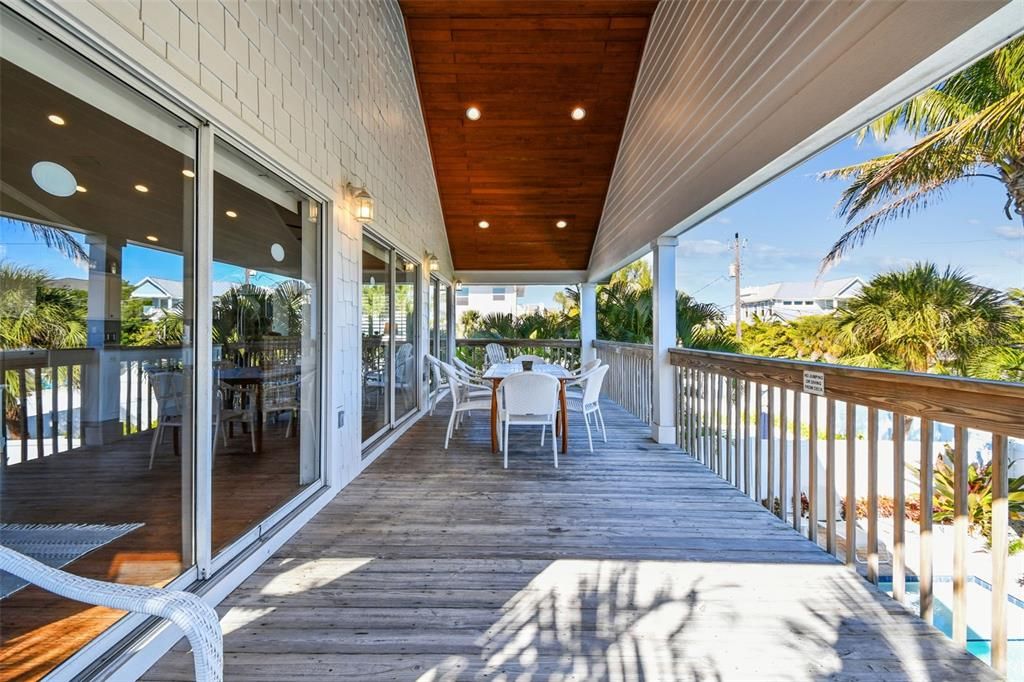 For Sale: $1,825,000 (3 beds, 2 baths, 1472 Square Feet)