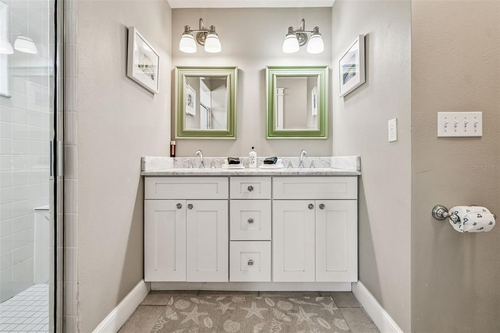 For Sale: $1,825,000 (3 beds, 2 baths, 1472 Square Feet)