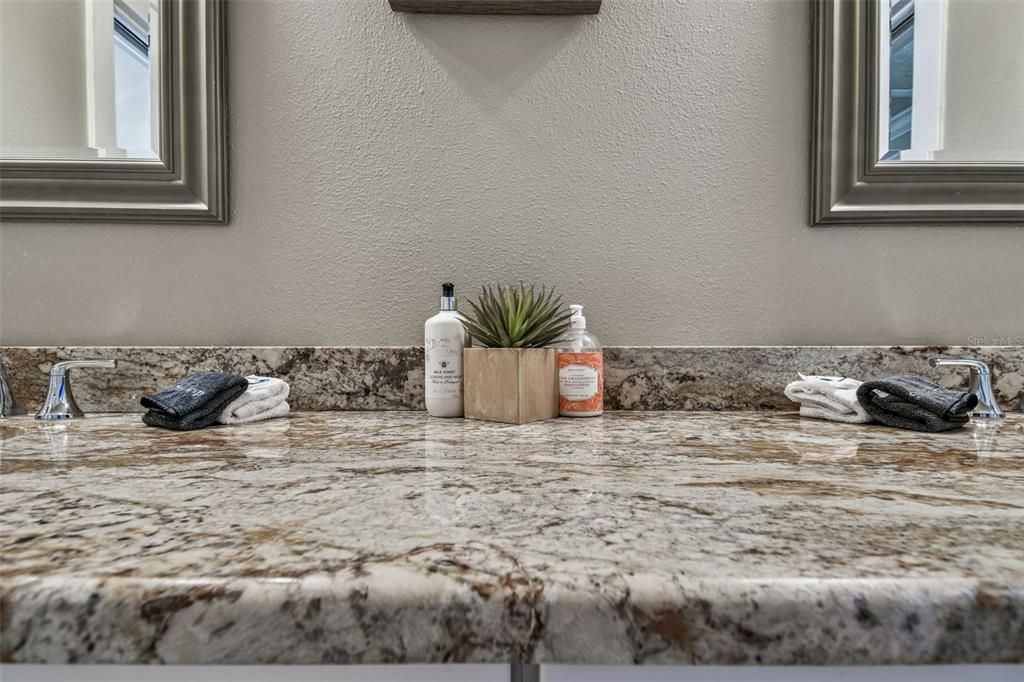 For Sale: $1,825,000 (3 beds, 2 baths, 1472 Square Feet)