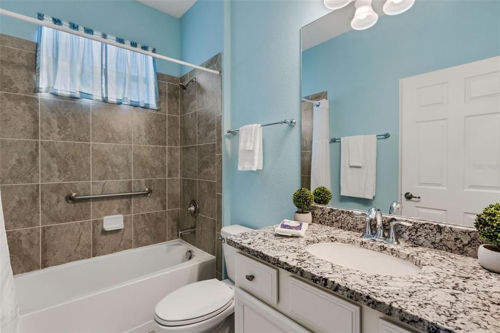 For Sale: $350,000 (3 beds, 2 baths, 1412 Square Feet)