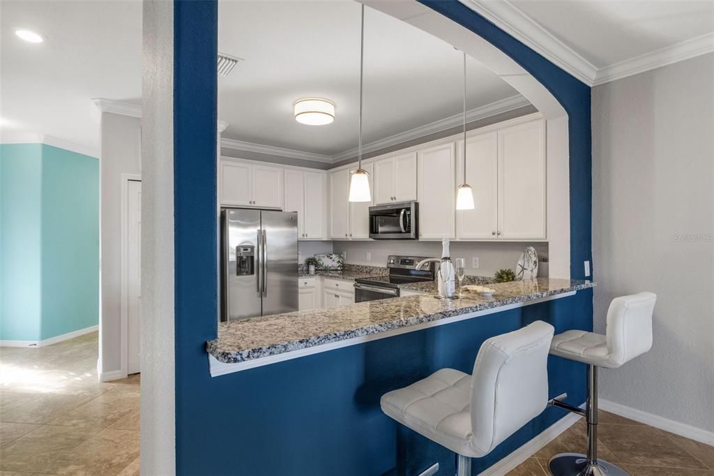 For Sale: $350,000 (3 beds, 2 baths, 1412 Square Feet)