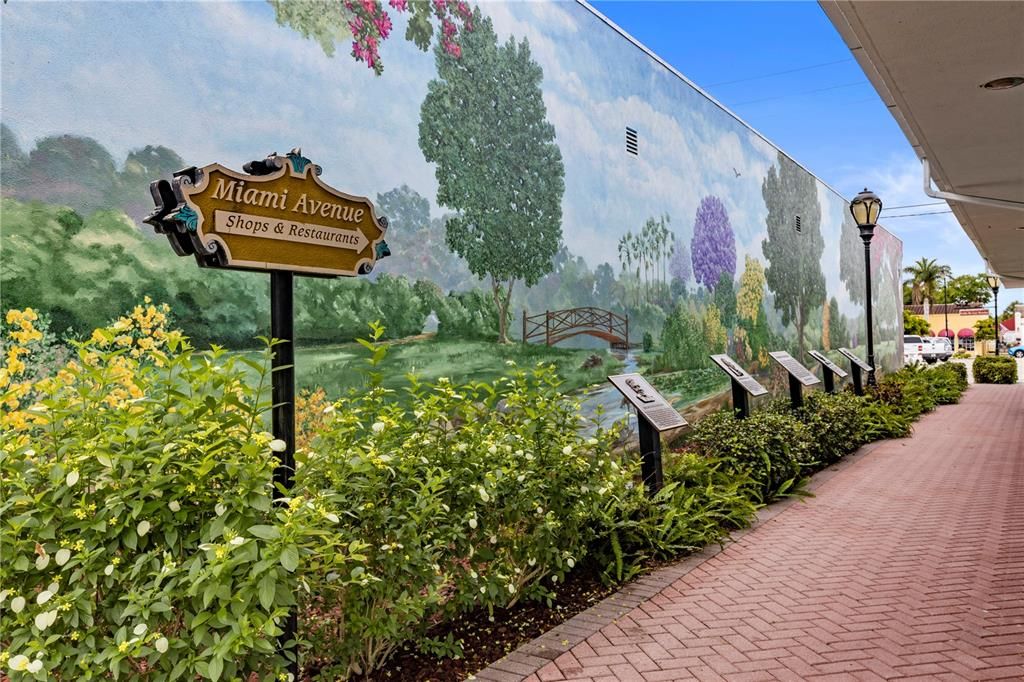 For Sale: $350,000 (3 beds, 2 baths, 1412 Square Feet)