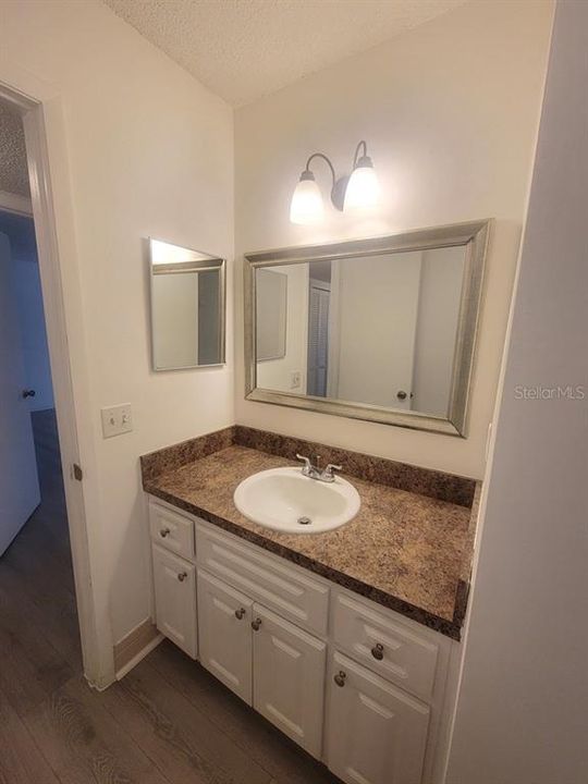 出租: $1,595 (3 贝兹, 2 浴室, 1239 平方英尺)