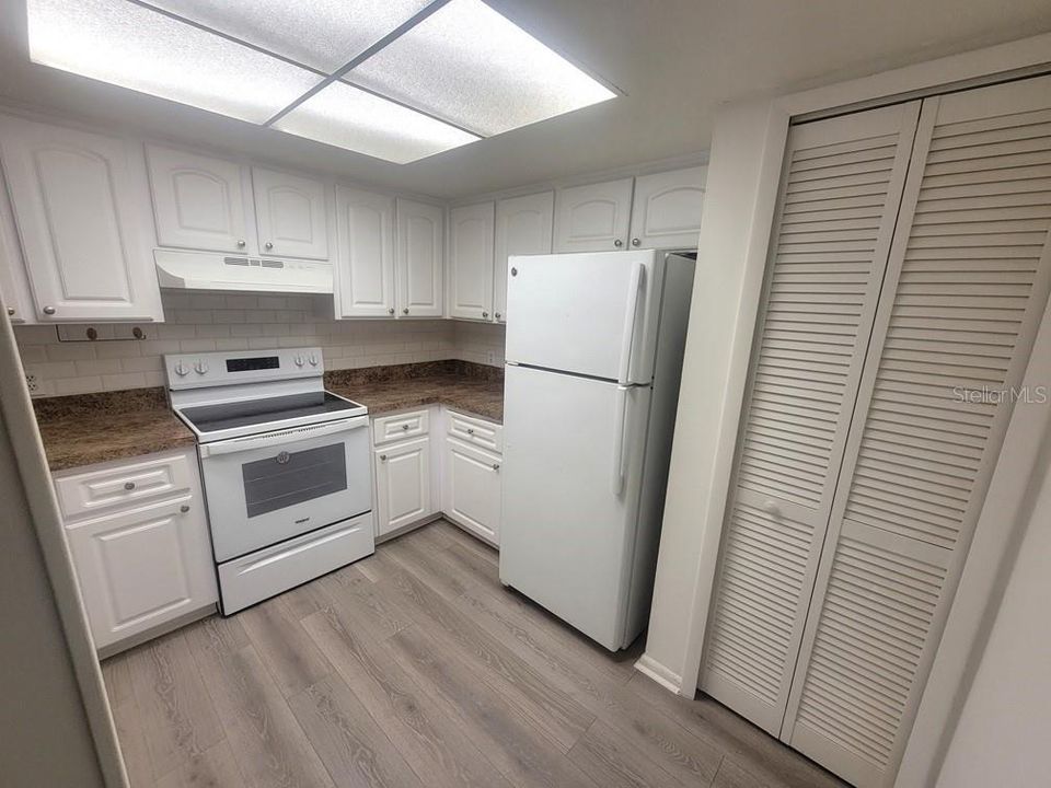 出租: $1,595 (3 贝兹, 2 浴室, 1239 平方英尺)