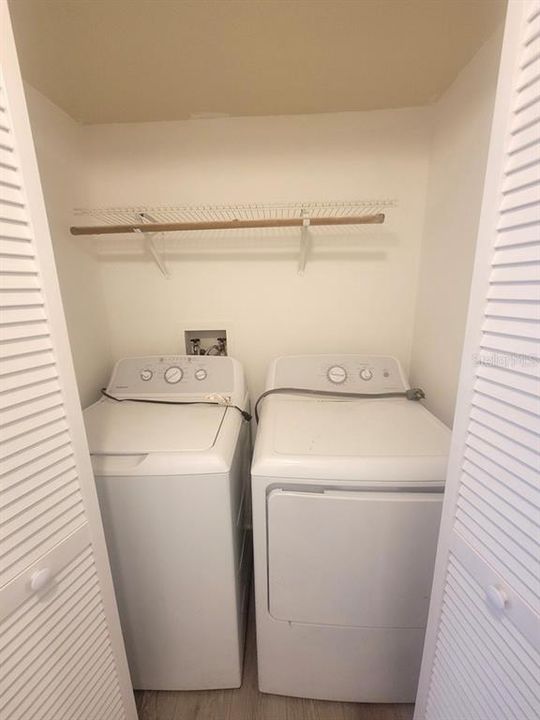 出租: $1,595 (3 贝兹, 2 浴室, 1239 平方英尺)