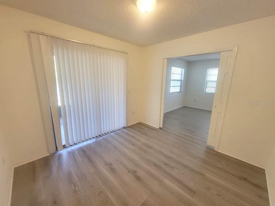 出租: $1,595 (3 贝兹, 2 浴室, 1239 平方英尺)