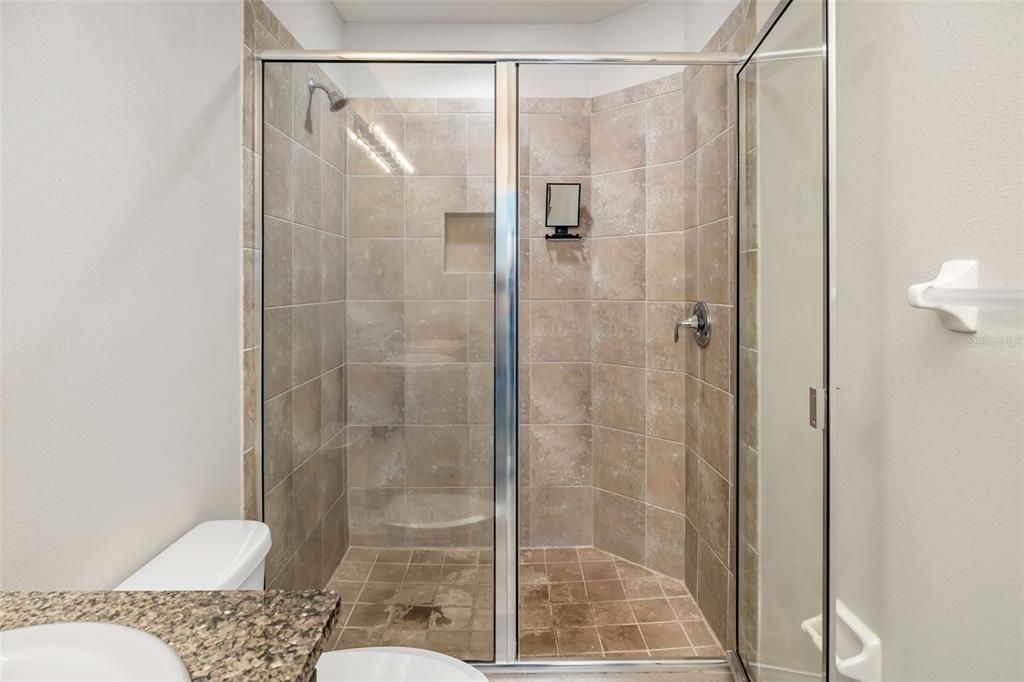 待售: $342,500 (3 贝兹, 2 浴室, 1725 平方英尺)